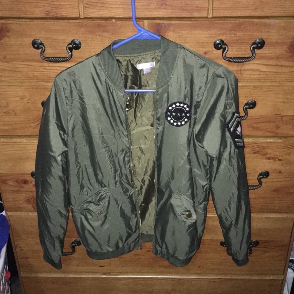 Cargo green bomber jacket